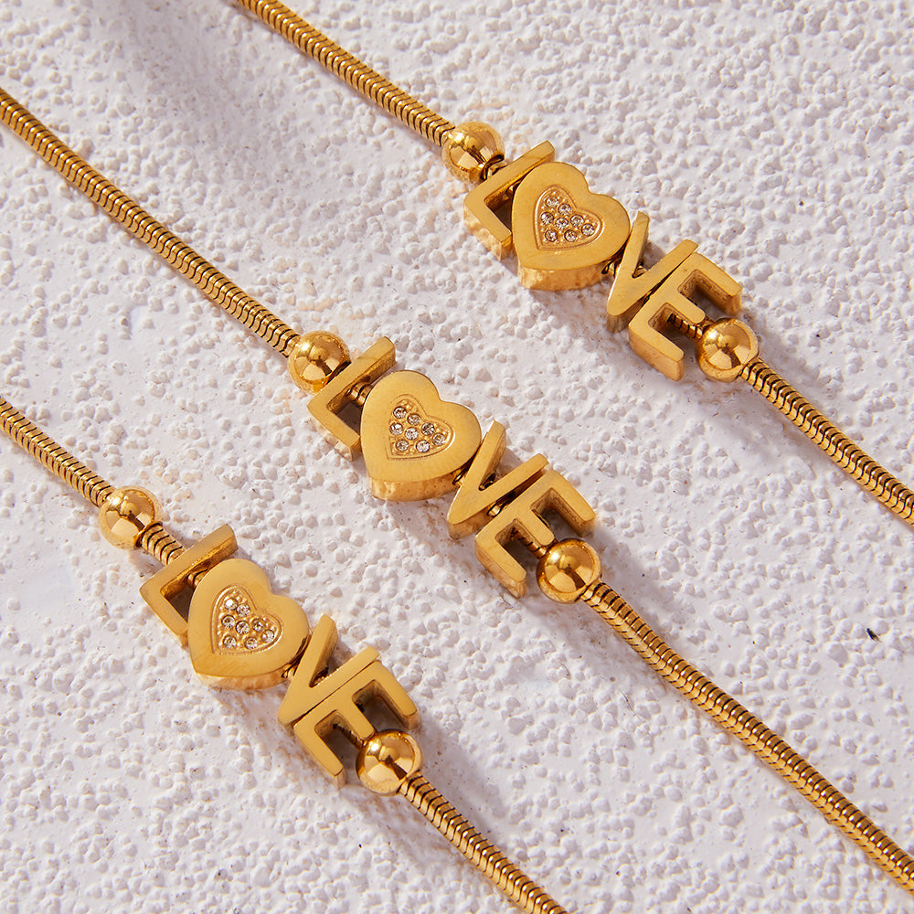 Hot Gold Letter LOV Bracelet Lovdiamond-encrusted Stainless Steel Plated 18K Gold Temperament Hand Jewelry Send My Girlfriend