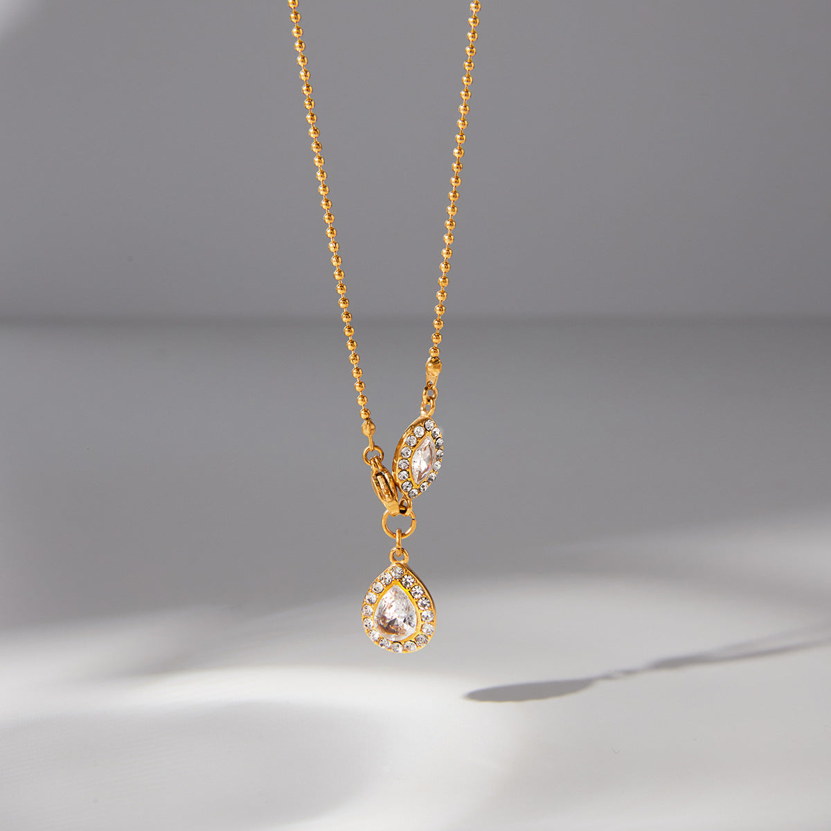 Fashion Stainless Steel Necklace 18K Gold Plated Trendy Jewelry Drop Zircon Pendant Necklace Charms Fine Jewelry Necklaces