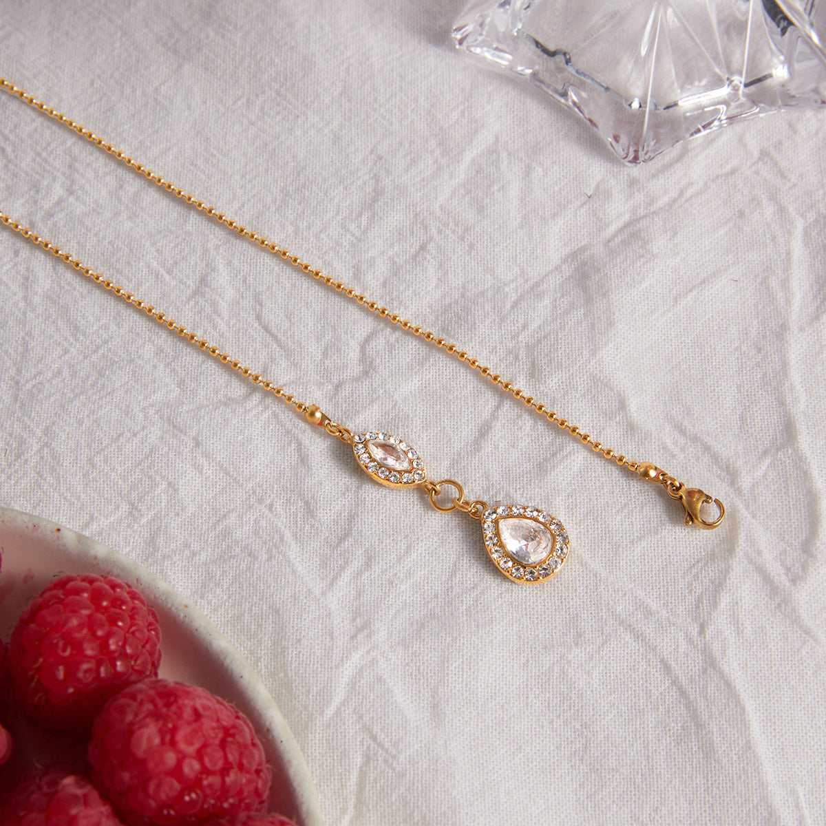 Fashion Stainless Steel Necklace 18K Gold Plated Trendy Jewelry Drop Zircon Pendant Necklace Charms Fine Jewelry Necklaces