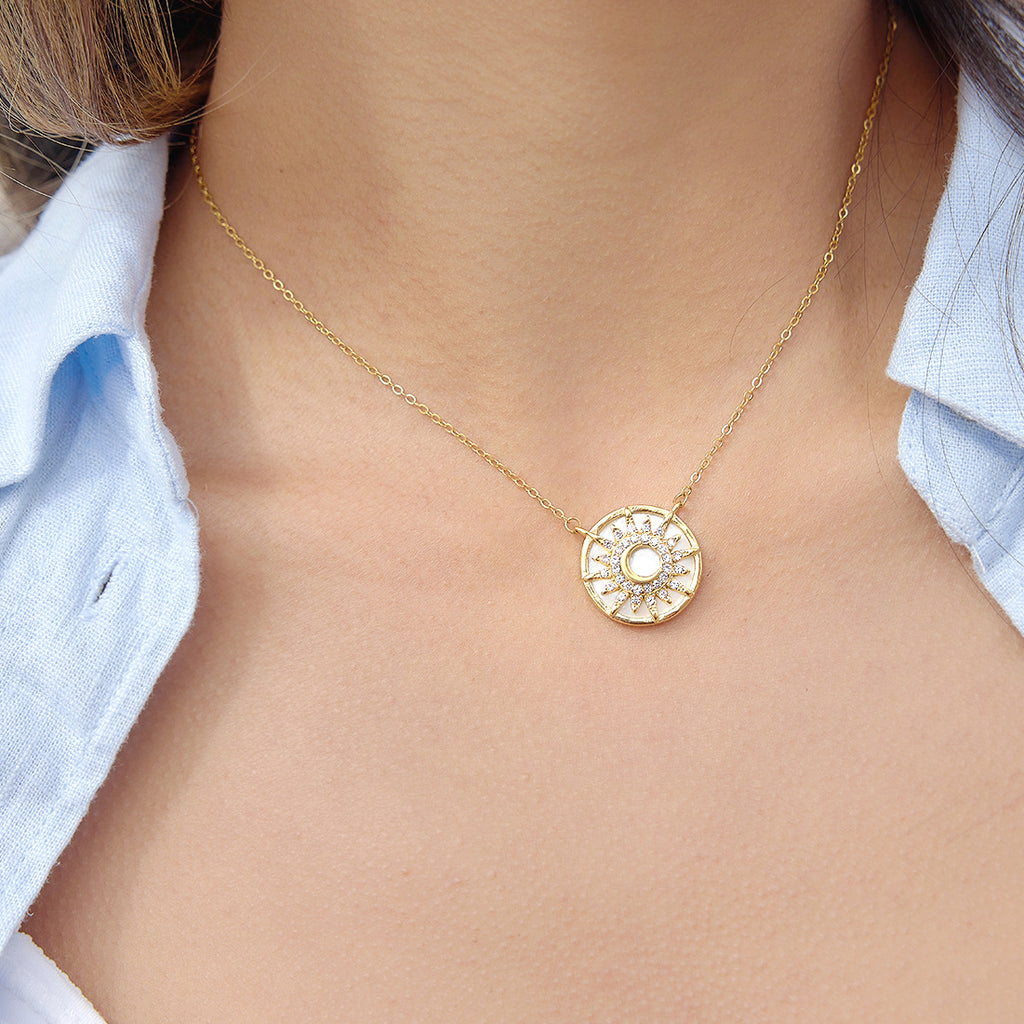 Summer Jewelry Stainless Steel Shell Paved Sun Pendent Necklace for Women Waterproof Zircon Necklace