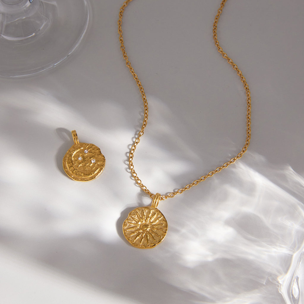 Summer Jewelry Double-Sided Pattern Sun Moon Coin Pendant Necklace Stainless Steel Necklace Jewelry Women Zircon Charm Necklace