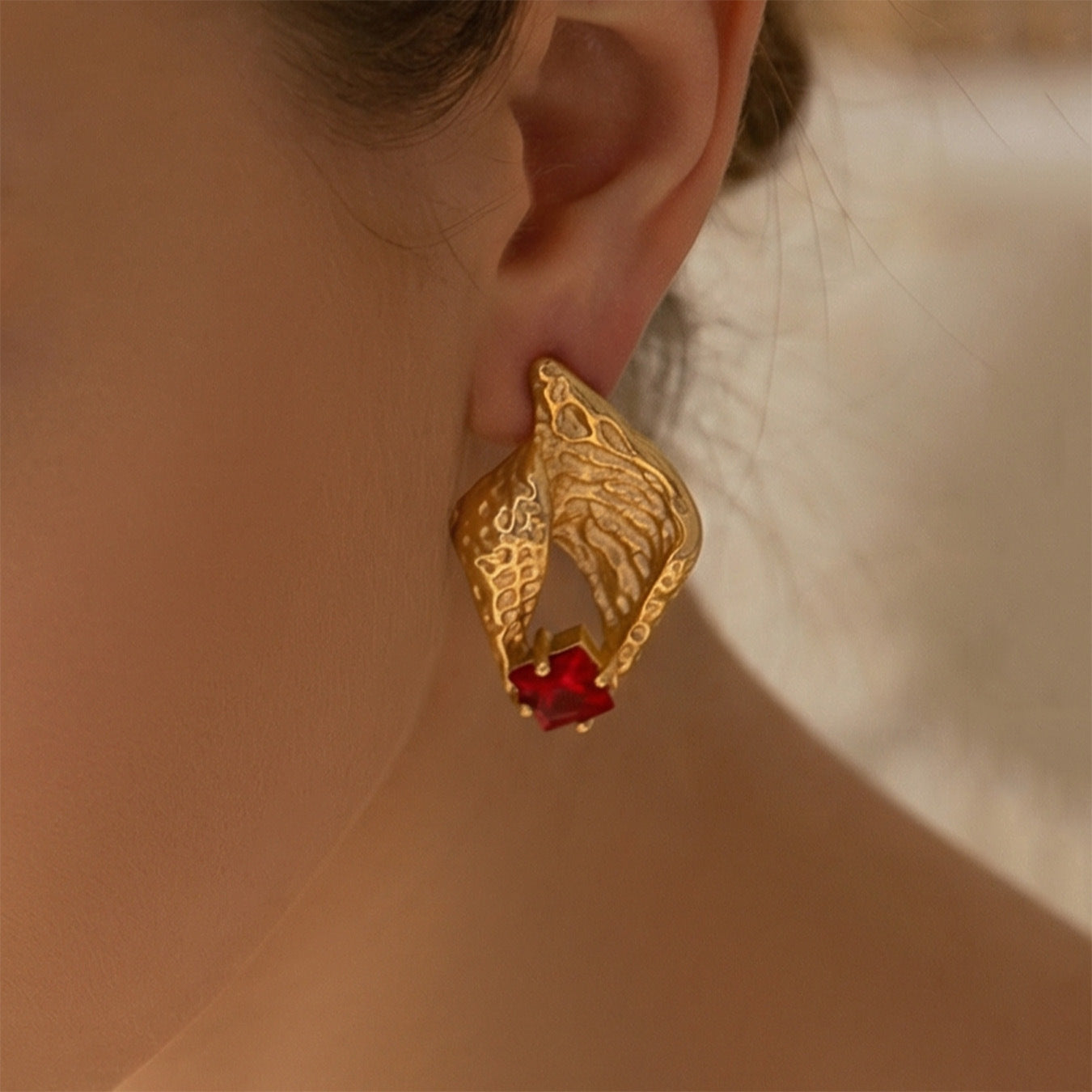 Fashion Designer Conch Stainless Steel  Earrings 18K Gold Plated  5A CZ Elegant Light Luxury Jewelry for Daily Wear