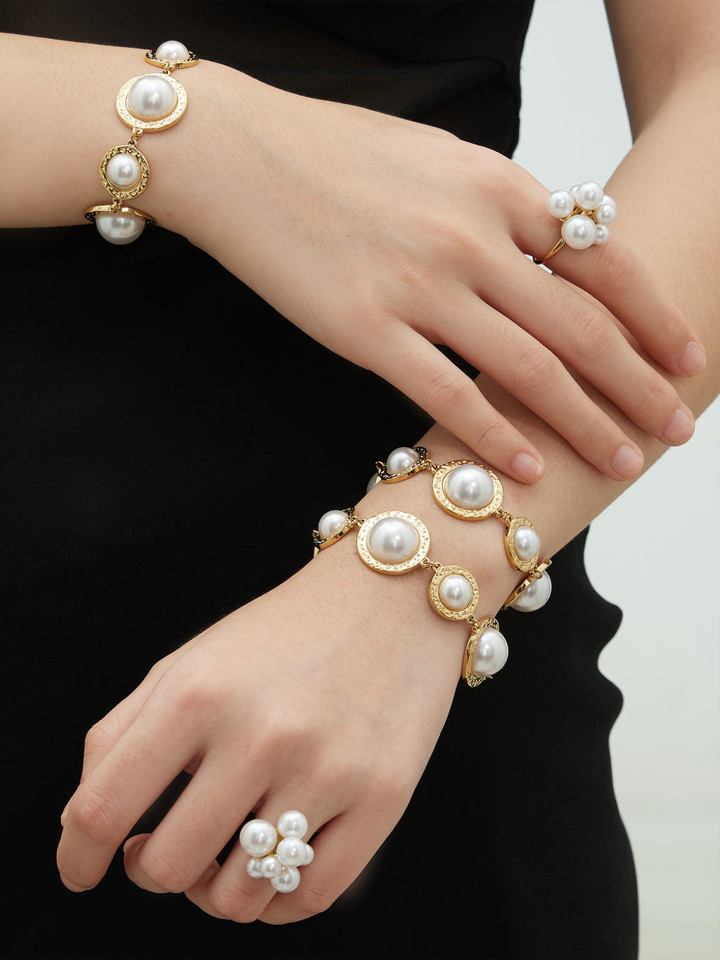 Fashion Adjustable Ring Bangle with Large Resin Beads 18K Gold Plated Stainless Steel High Gloss Jewelry Wedding Party Gift