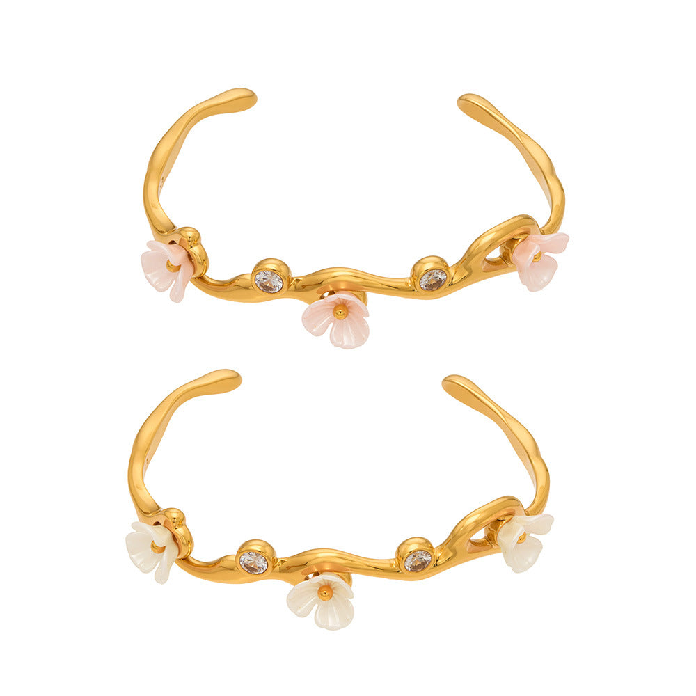 2026 New Design Stainless Steel Flower Bangle Sparkling Cubic Zirconia Cuff Minimalist Chic Open Bangle for Women