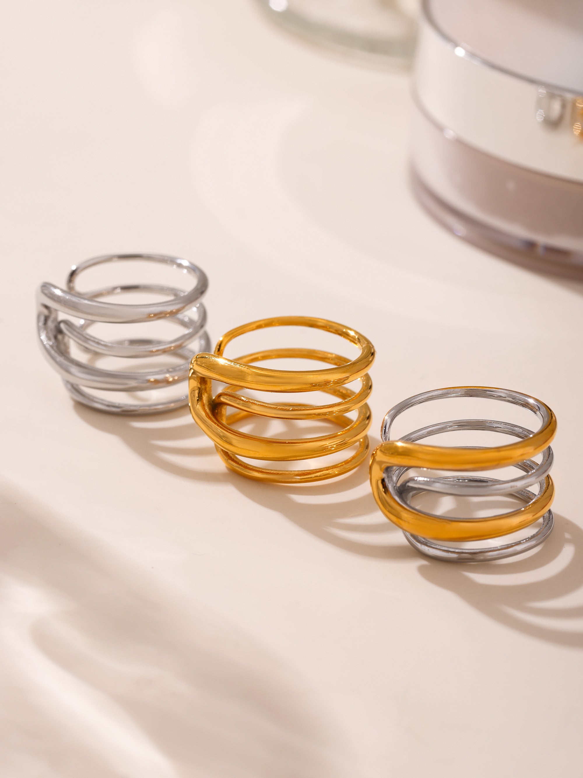 Fashion Simple Design Pattern PVD Gold Plated Stainless Steel Shiny Surface Stainless Steel Rings for Women