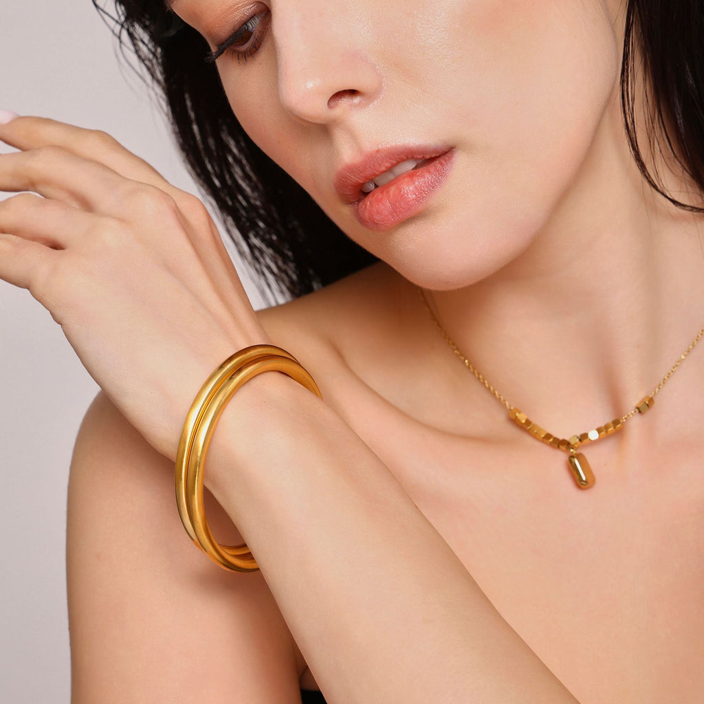 18K Gold Plated Waterproof Hypoallergenic Simple Bangle Non-Tarnish Stainless Steel Fashion Jewelry Bracelets