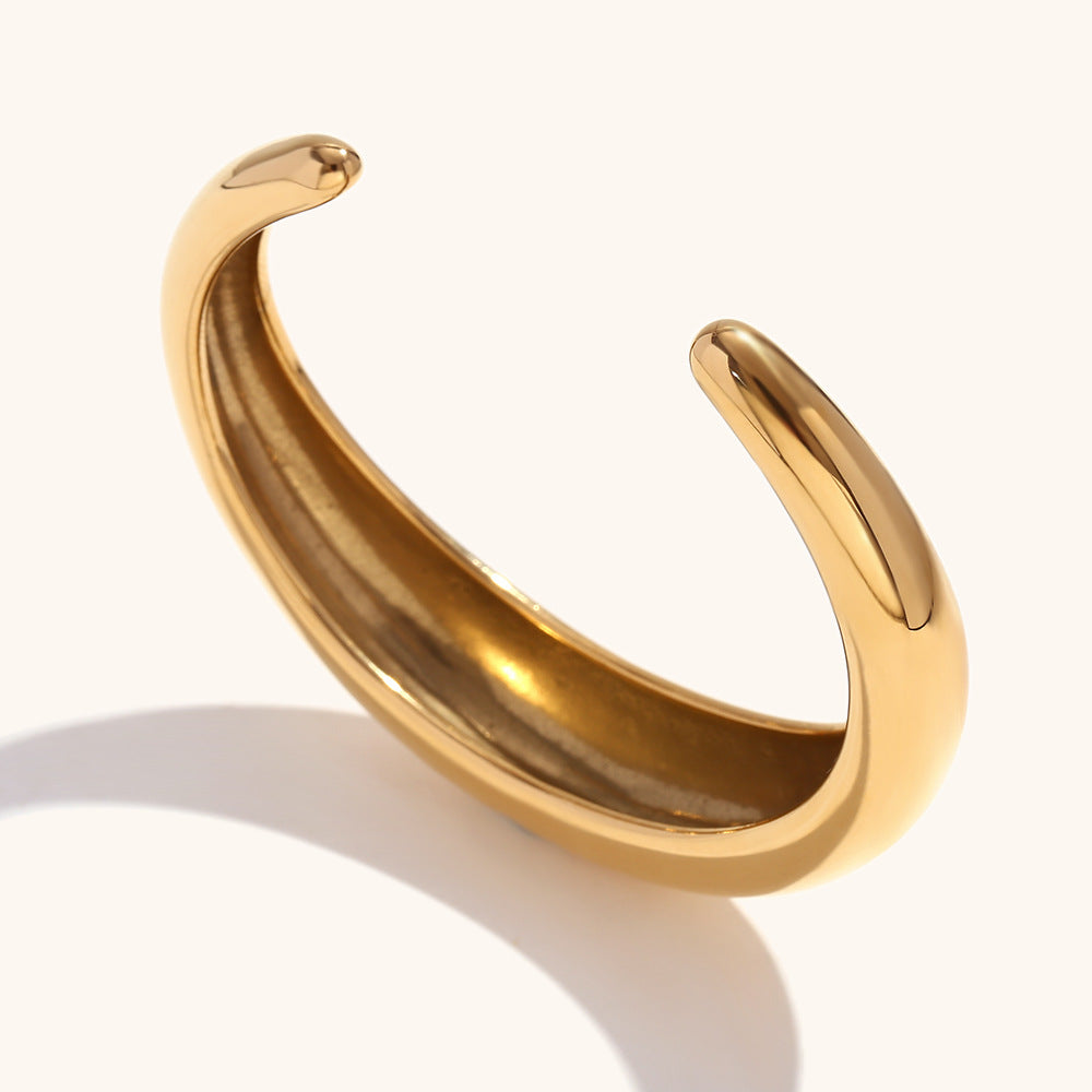 DB02071 Chunky Cuff Bracelet Stainless Steel 18K Gold PVD Fashion Accessory