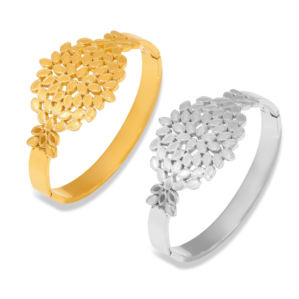 Wide Chunky Stainless Steel Fashion Cuff Bracelet for Girls Elegant Jewelry Accessory