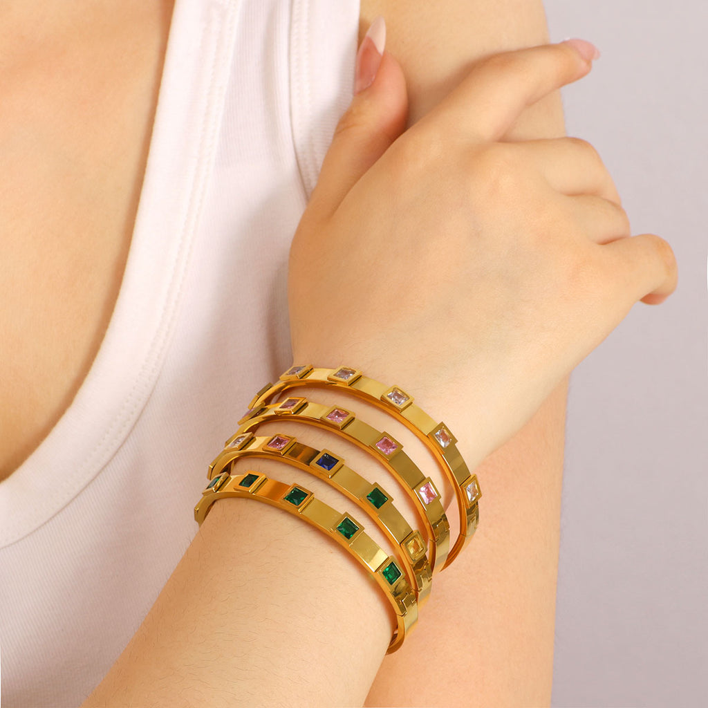 Wholesale Open and Close Gold Plated Stainless Steel Bangles Fashion Jewelry with Zircons for Girls Girls' Cuff Bracelets