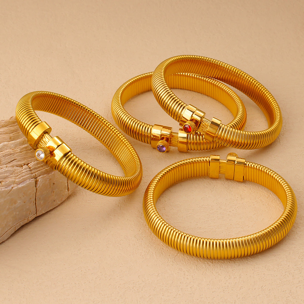 Customizable PVD 18K Gold Plated Stainless Steel Punk Style Crown Shape Chunky Bangles with Zircons