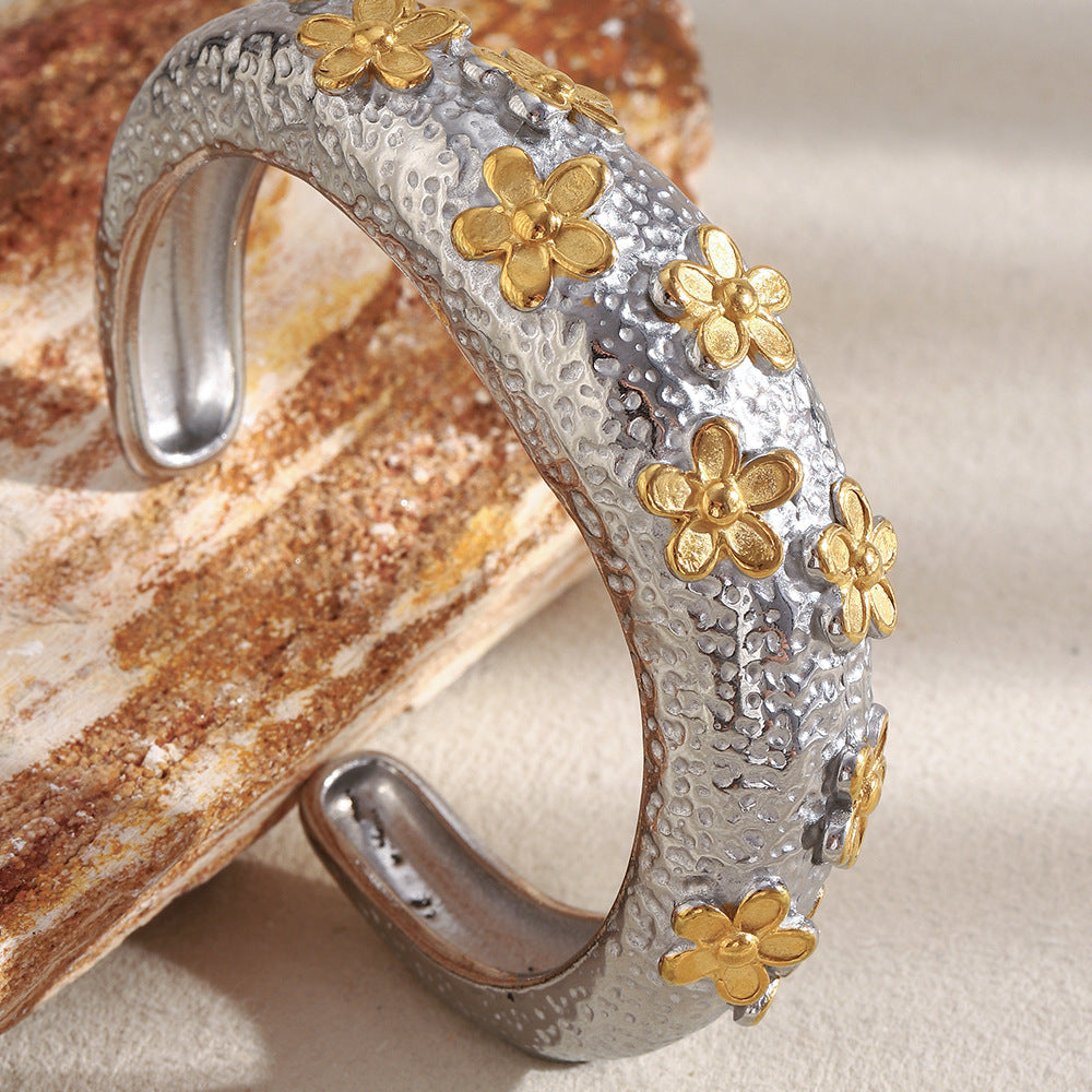 Wholesale Open Bangle Fashion Cuff Bracelets Real 18k Gold PVD Plated Stainless Steel with Gold Flowers