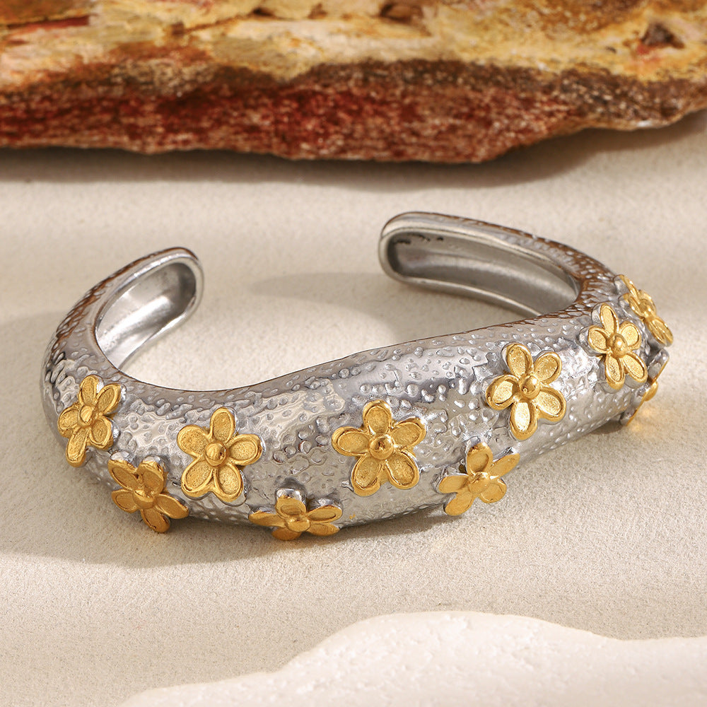 Wholesale Open Bangle Fashion Cuff Bracelets Real 18k Gold PVD Plated Stainless Steel with Gold Flowers