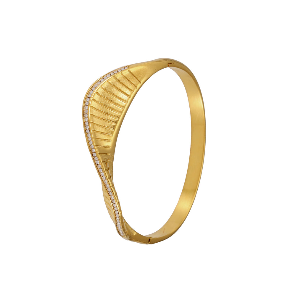Wholesale Factory Stainless Steel Zircon Cuff Bracelets for Girls Waterproof Gold Plated Fashion Jewelry Bangles Open Close