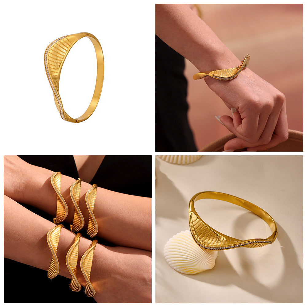 Wholesale Factory Stainless Steel Zircon Cuff Bracelets for Girls Waterproof Gold Plated Fashion Jewelry Bangles Open Close