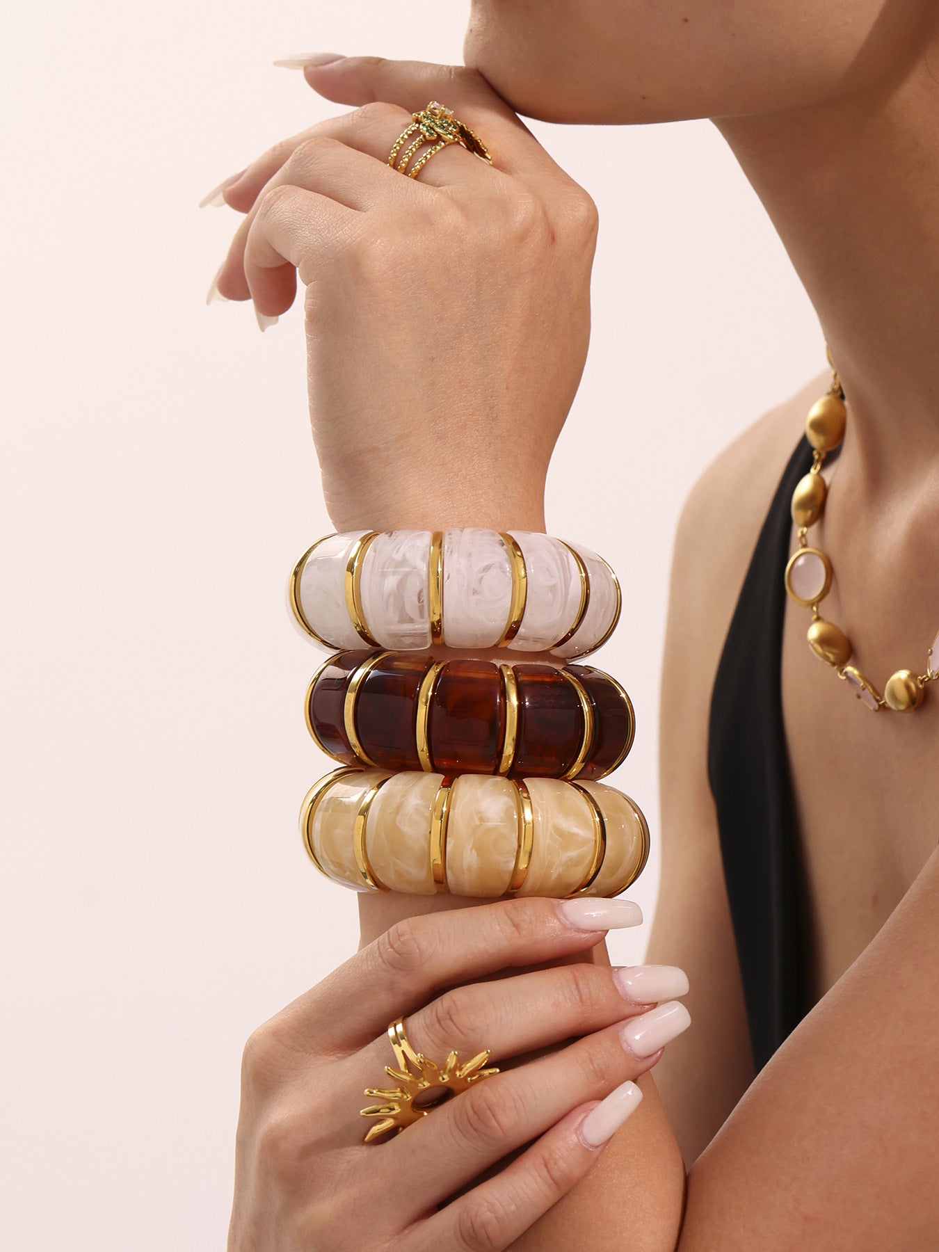 Wholesale Bohemian Style Trendy Crown-shaped Wrap Bracelets Natural Stone Elastic Rope Adjustable Colorful Gemstone Gift
