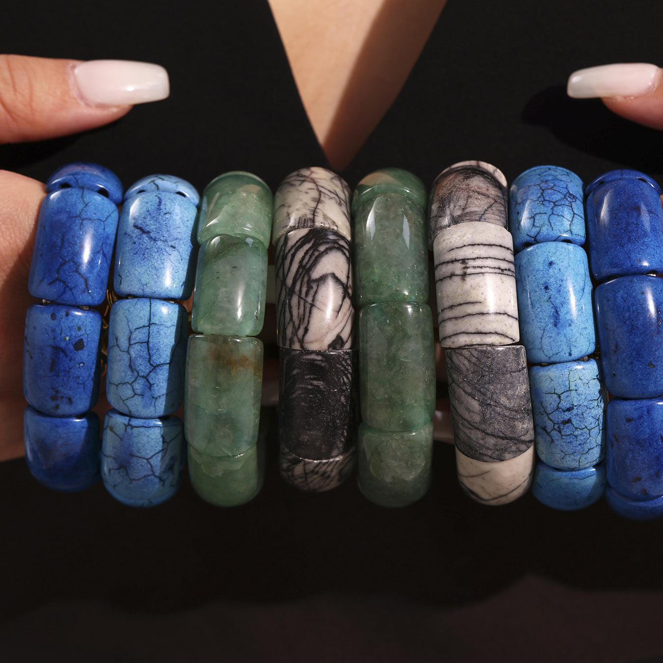 Wholesale Trendy Crown-shaped Natural Stone Bracelets Elastic Rope Adjustable Colorful Gemstone Fashion Wrap for Gifts
