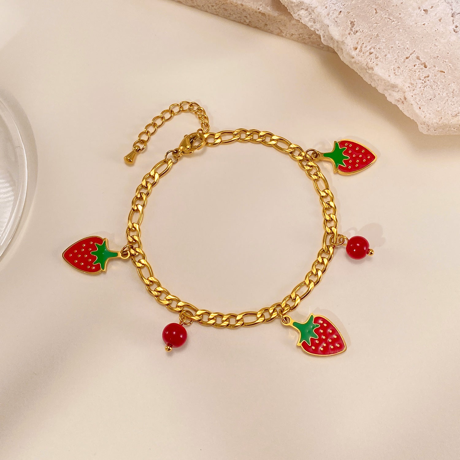 Wholesale Cute Style Gold-Plated Stainless Steel Charm Bracelet Trendy Design Valentine's Day Party Gift for Girls