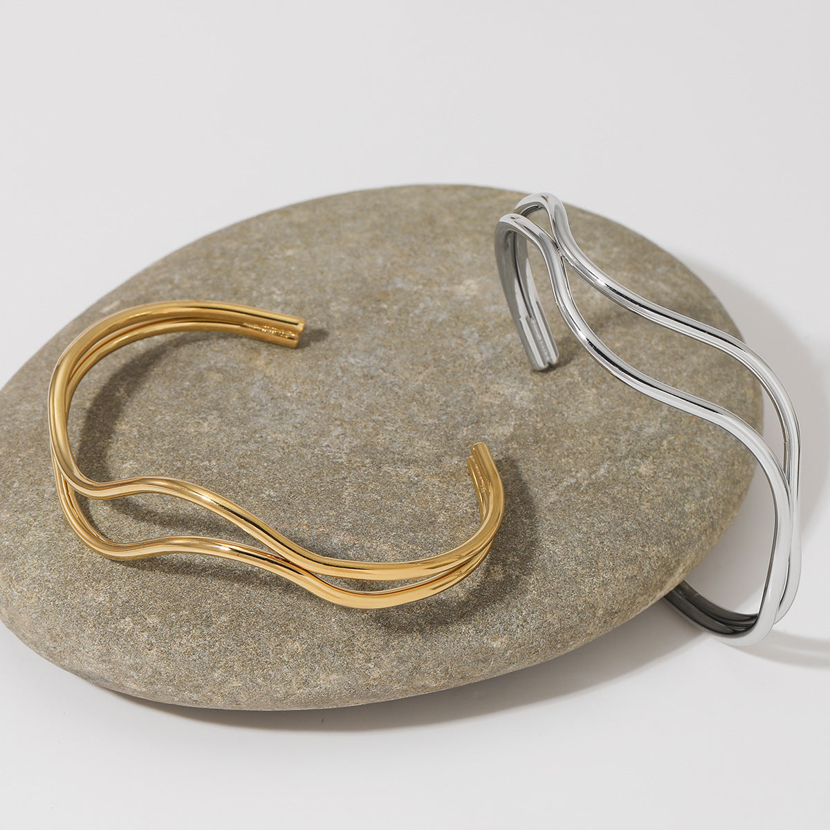 Wholesale Open Bangle Fashion Cuff Bracelets Real Gold PVD Plated Stainless Steel for Girls