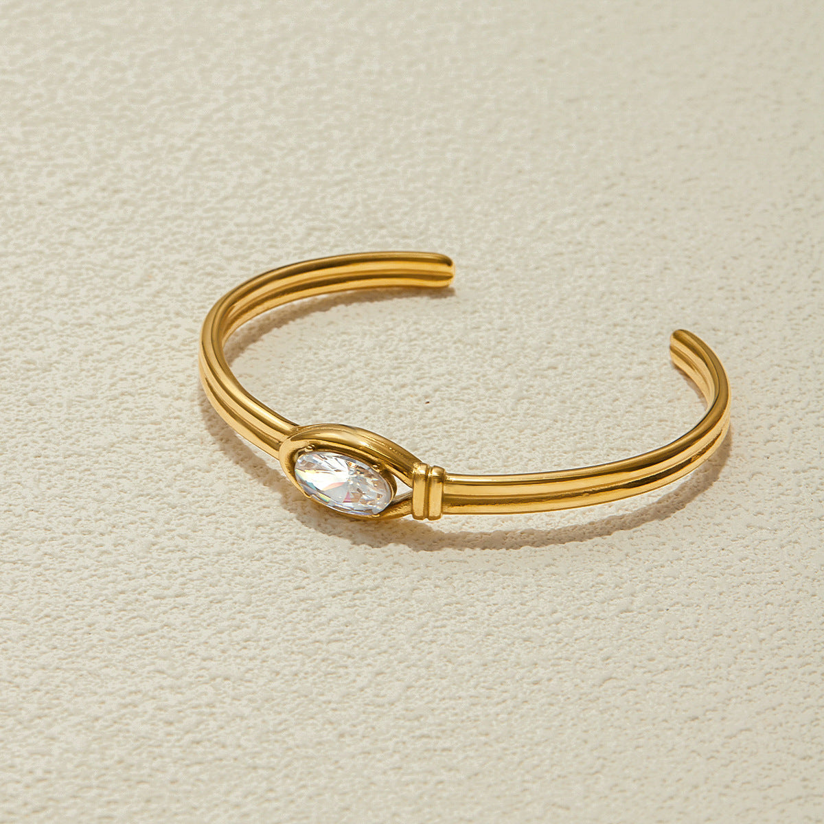 Customizable 18K Gold PVD Plated Stainless Steel Open Bangles Fashion White Zircon Cuff Bracelets for Girls