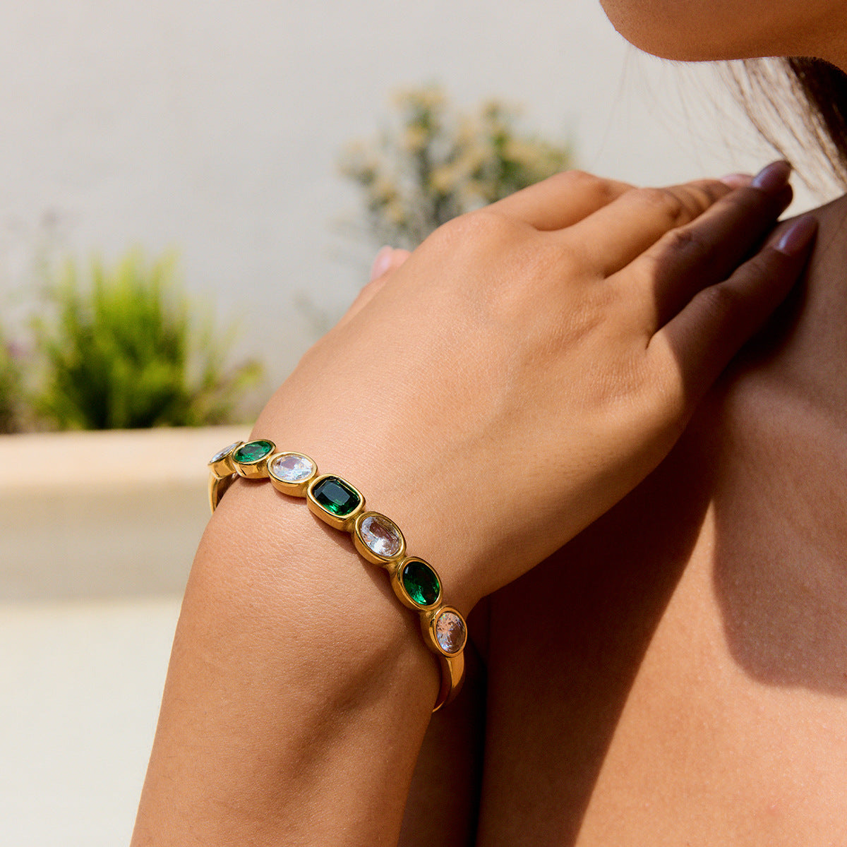 Wholesale Open Bangle Fashion Cuff Bracelets Real Gold PVD Plated Stainless Steel with White Green Zircons for Girls