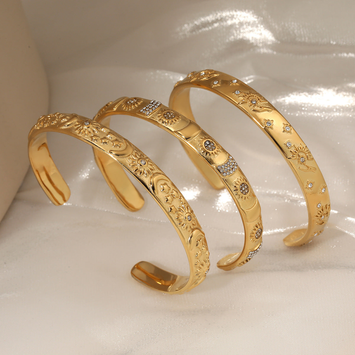 Customizable 18K Gold PVD Plated Stainless Steel Zirconia Open Cuff Bracelets Fashionable Bangles for Women