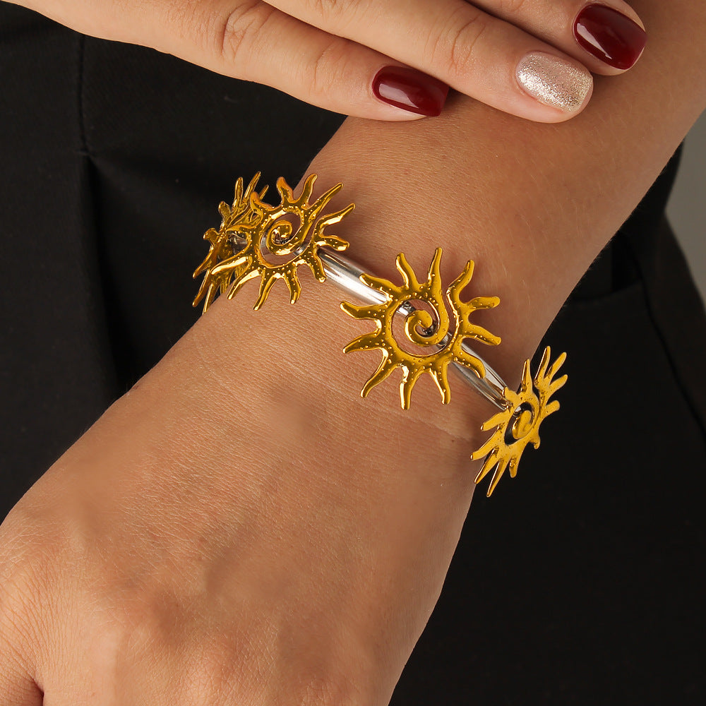 Stainless Steel 18K Gold Plated PVD 2 Tone Open Flower Cuff Bangles Women's Fashion Jewelry Wholesale Customizable Waterproof