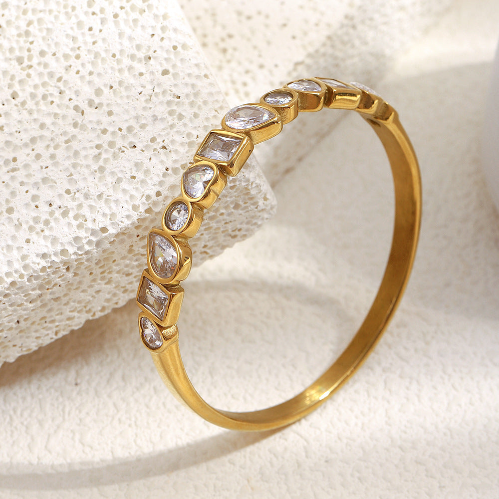 Customizable 18K Gold PVD Plated Stainless Steel White Zirconia Fashion Bracelets Bangles