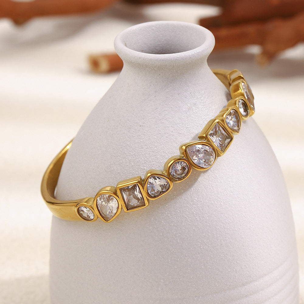 Customizable 18K Gold PVD Plated Stainless Steel White Zirconia Fashion Bracelets Bangles