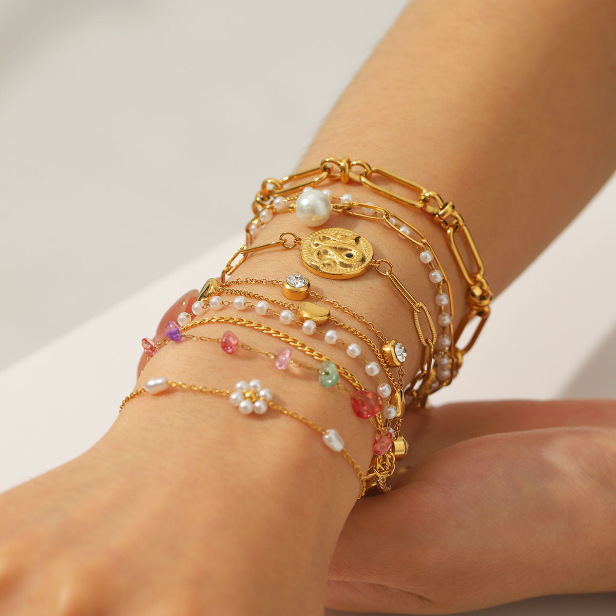 Classic Stainless Steel 18K Gold Plated Chain Bracelets with Pearls Zircons Stones for Anniversary Personalized Bracelet