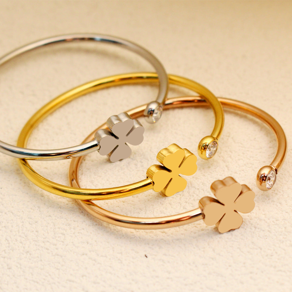 Customizable Vintage 18K Gold Plated Stainless Steel Bangles with Channel Set White Zircon Stones Flower Shape Unisex Gift