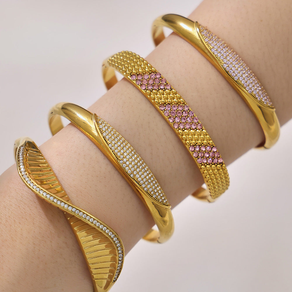 Stainless Steel 18K Gold Plated White Pink Zircon Crown Shape Bangle Bracelet for Unisex Gift Wholesale