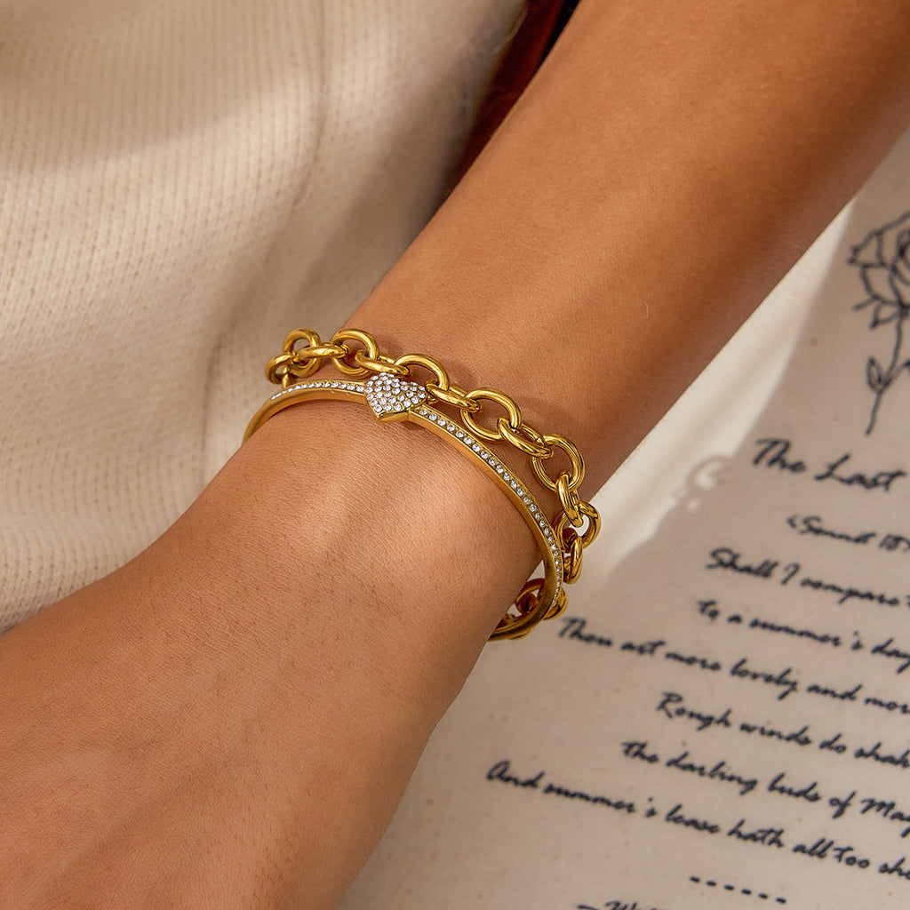 Customizable Cute 18K Gold PVD Plated Stainless Steel White Zircon Heart Design Cuff Open Bracelets Fashionable Bangles for Gift