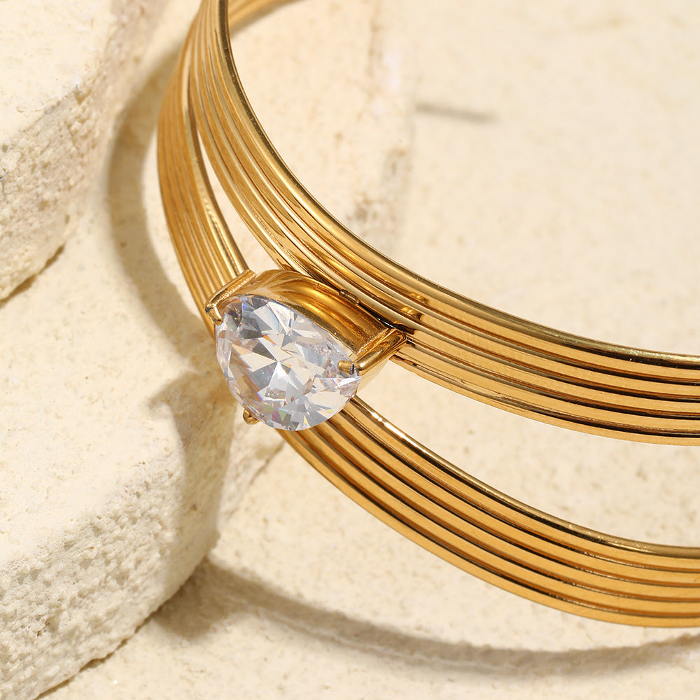 Customizable Vintage 18K Gold Plated Stainless Steel White Zircon Chunky Bangles Gift