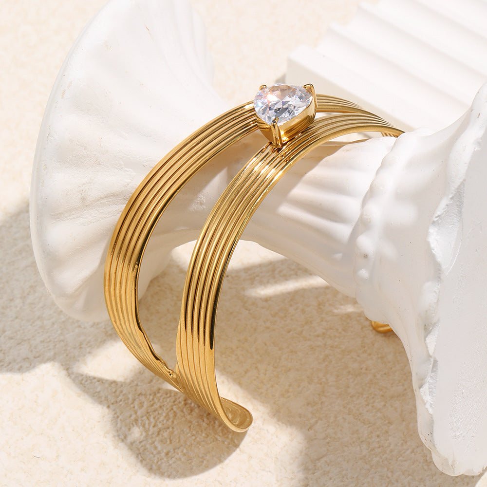 Customizable Vintage 18K Gold Plated Stainless Steel White Zircon Chunky Bangles Gift
