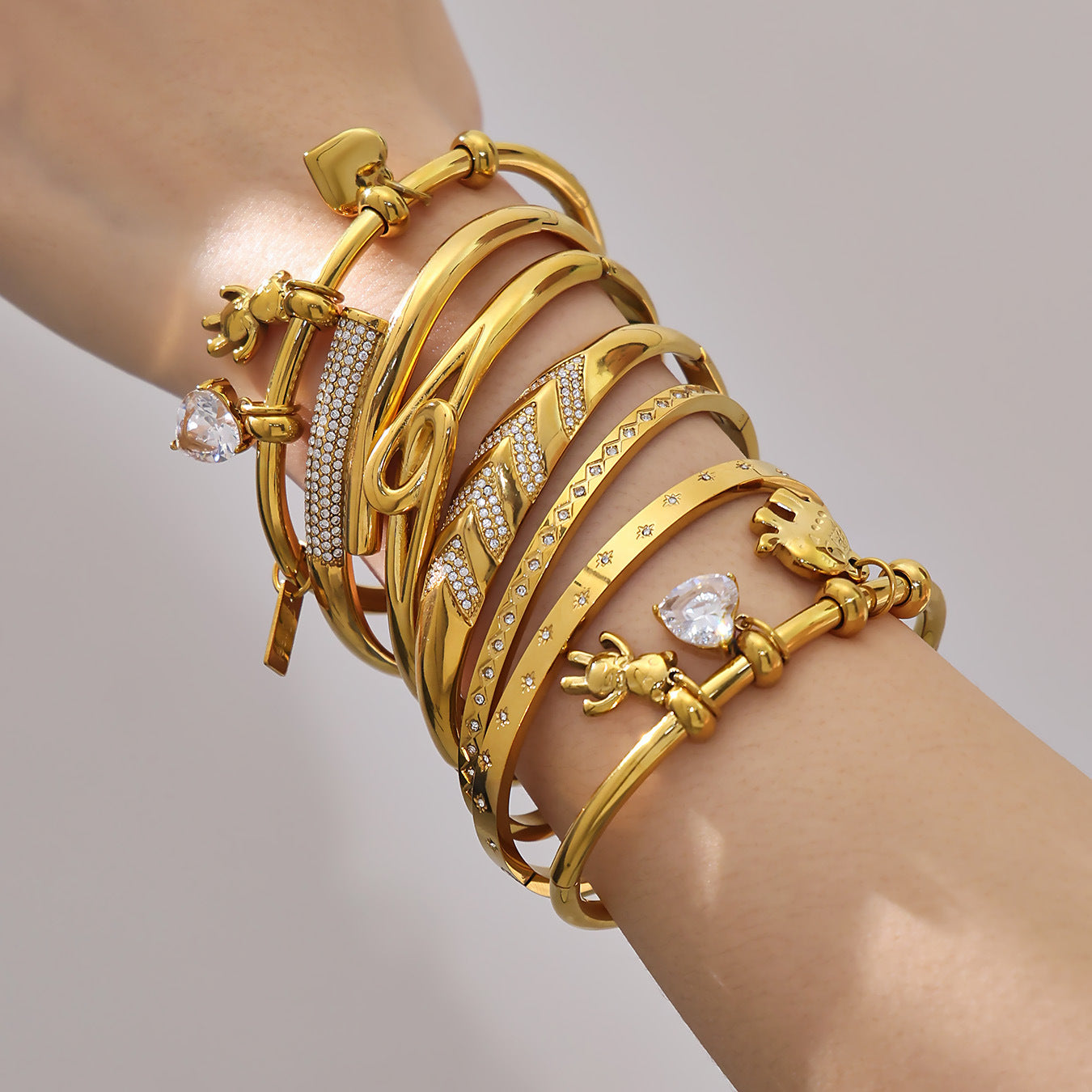18K Gold PVD Plated Stainless Steel Zircon Vintage Crown Shape Bracelets & Bangles-Gift Jewelry Wholesale Fashion