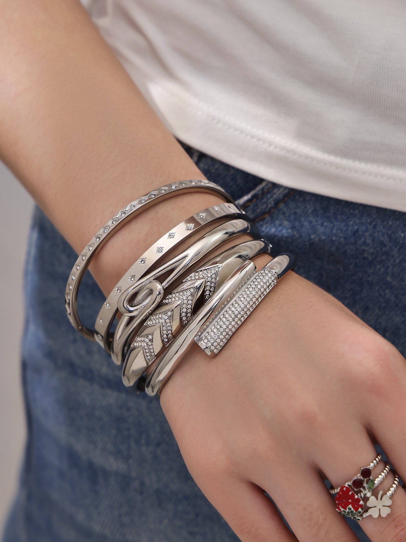 18K Gold PVD Plated Stainless Steel Zircon Vintage Crown Shape Bracelets & Bangles-Gift Jewelry Wholesale Fashion