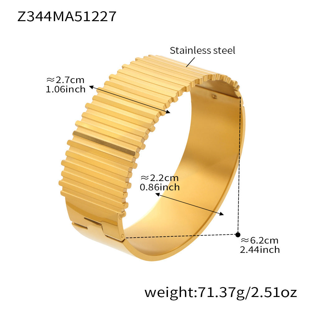Stainless Steel Wide Chunky Vintage Crown Shape Zircon Bangle with 18K Gold Plating Unisex Fashion Jewelry