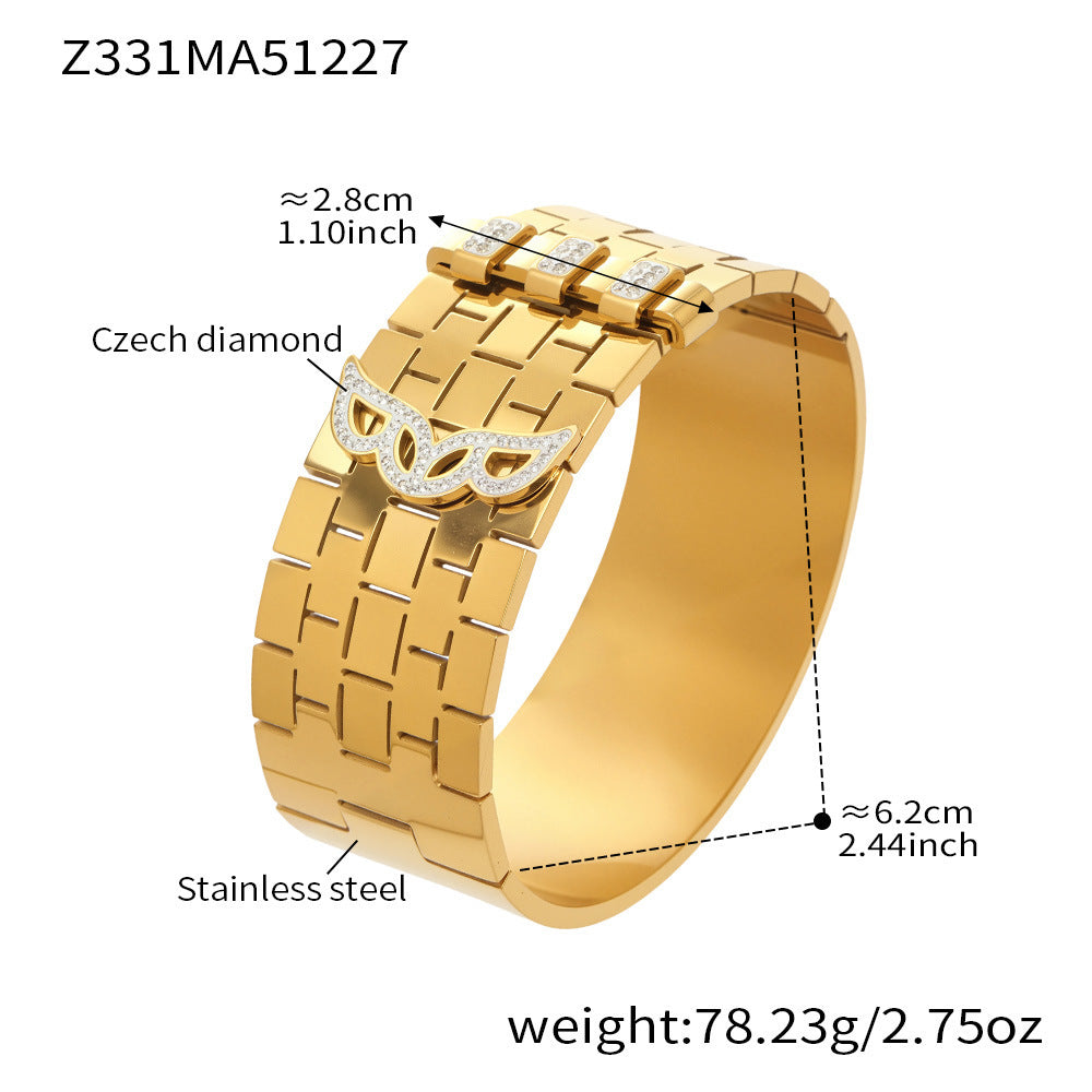 Stainless Steel Wide Chunky Vintage Crown Shape Zircon Bangle with 18K Gold Plating Unisex Fashion Jewelry