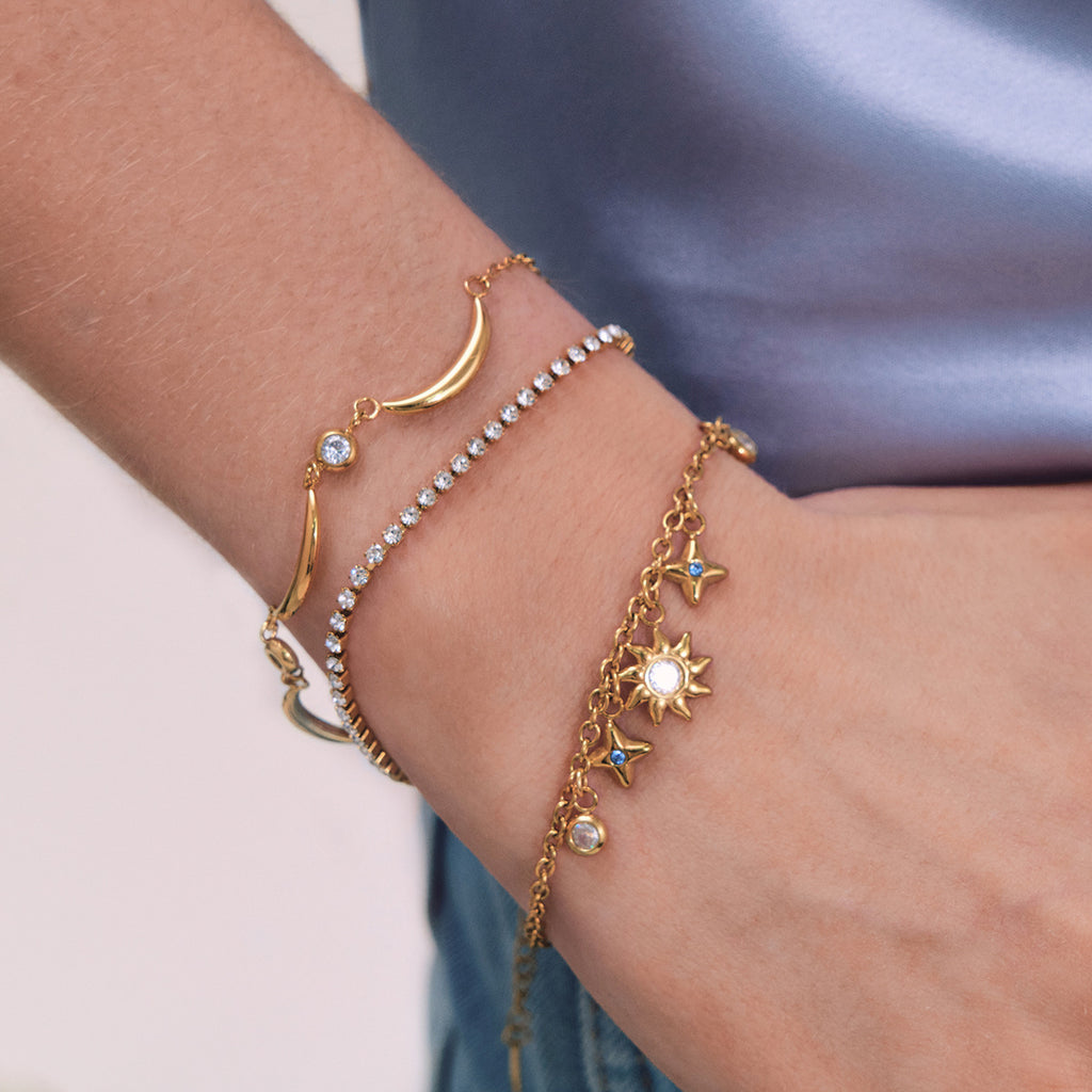 Wholesale Cute Stainless Steel Classic 18K Gold Plated Zircon Moon Bracelet Korean Style Fashion Jewelry Women's Wedding Gift