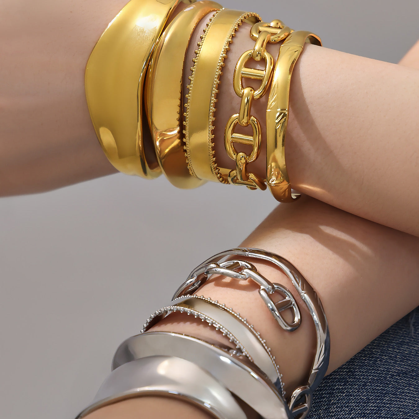 Stainless Steel 18K Gold Plated Cute Open Bangles CROWN Chunky Designs Waterproof Non-tarnishing Women's Gift