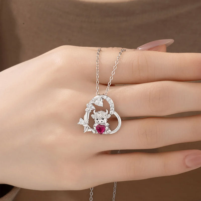 Cute Highland Cow Heart-Shaped Pendant Necklace with Zirconia and Birthstone