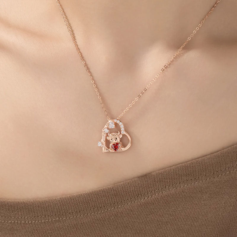 Cute Highland Cow Heart-Shaped Pendant Necklace with Zirconia and Birthstone